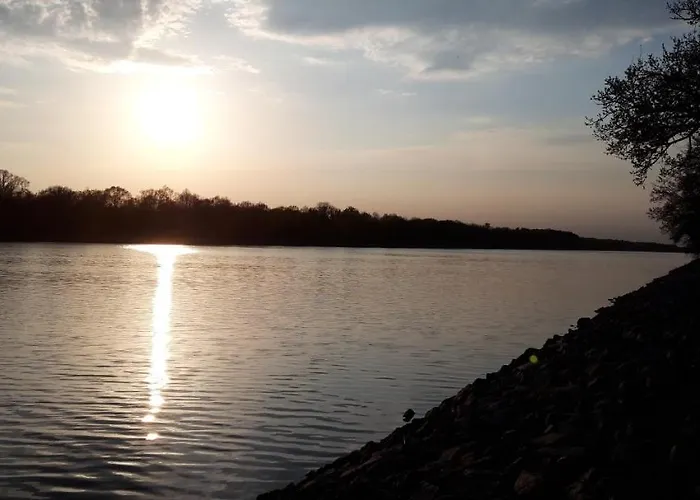 Wierzbowa Ostoja - Letniskowy Bosman Karsibór